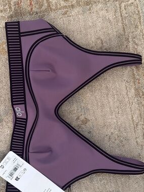 NWT Plum Kiss ALO Matching SET size M